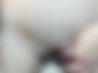 Live cam show with sienna-luxor - Brown Hair on Gym Cam Girls