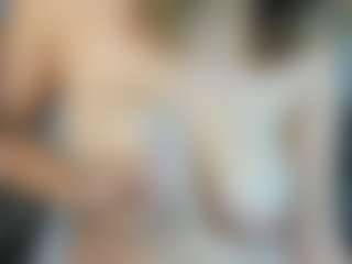 Live cam show with sienna-luxor - Body Massage on Gym Cam Girls
