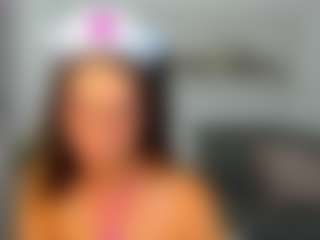Live cam show with sienna-luxor - BBW on https://playwithruby.com