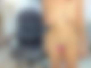 sienna-luxor's Live Sex Cam Show