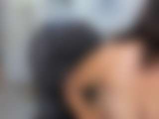 Live cam show with sienna-luxor - Teen (18+) on intimatelivegirls.com