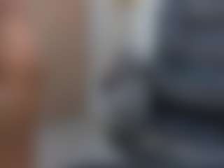 Live cam show with sienna-luxor - BBW Teen (18+) on CamSodaAdn