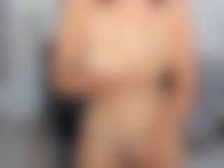Live cam show with sienna-luxor - Anal Teen (18+) on PervPlay.com