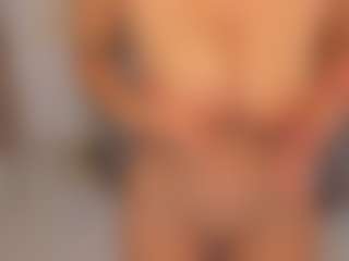 Live cam show with sienna-luxor - Ass Bouncing on AdultVida.com