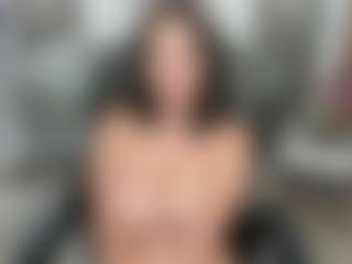 Live cam show with sienna-luxor - Brown Hair Toys on xxxlivecams.org