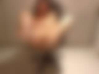 Live cam show with sienna-luxor - Twerk on Cam Slut