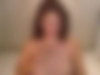 Live cam show with sienna-luxor - Erotic Dance on CamwithHer