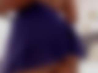 Live cam show with silvanadelatorree - Thin on Uber Horny