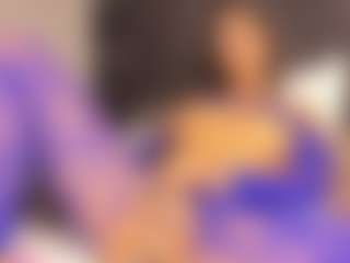 Amara-Rosseee's Live Sex Cam Show