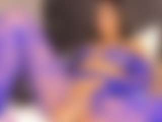 Live cam show with Amara-Rosseee - Brown Hair on SmokeAndPoke
