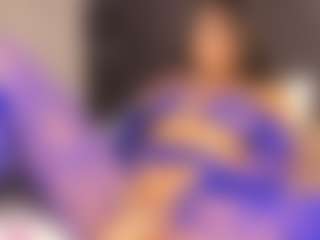 Live cam show with Amara-Rosseee - Small Tits on Camsoda Late Night