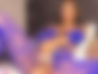 Live cam show with Amara-Rosseee - Body Massage on Gym Cam Girls