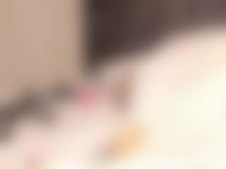 Live cam show with Amara-Rosseee - Body Massage on livesuperchat.net
