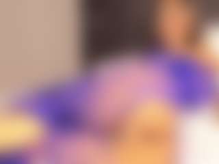 Live cam show with Amara-Rosseee - Athletic on milfzrlive.com