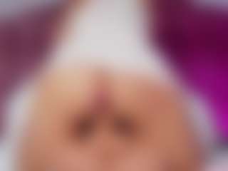 Amara-Rosseee's Live Sex Cam Show