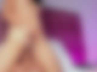 Amara-Rosseee's Live Sex Cam Show