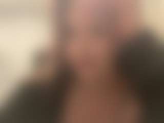 Live cam show with AnnemarieHolderby - Teen (18+) on TeamSkeetLive