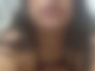 Live cam show with Cielo-Hots - Big Tits Brown Hair on chickslive.net