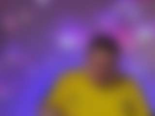 Live cam show with BigBossBaddyX - Brown Eyes on xxxlivecams.org