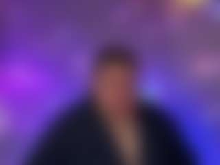 Live cam show with BigBossBaddyX - Chubby on Dolls Live