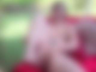Live cam show with Dionekiss - Fuck Machine on liverealitysex.com