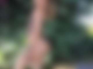 Live cam show with Dionekiss - Fuck Machine on Latina Girls