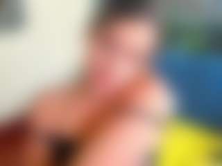 Live cam show with Dionekiss - Green Eyes on Camsoda