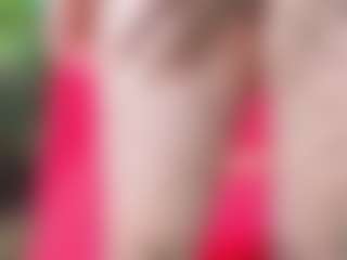 Live cam show with Dionekiss - Fuck Machine on Camsoda