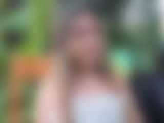 Live cam show with Dionekiss - Fuck Machine on Cam Slut