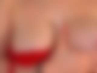 Live cam show with KaraParsons - Moaning on livesexfox.com