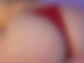 Live cam show with KaraParsons - Facial Piercings on chickslive.net