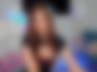 Kira-Moonnn's Live Sex Cam Show