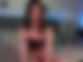 Kira-Moonnn's Live Sex Cam Show