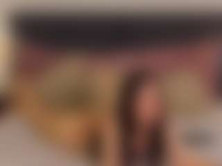 Kira-Moonnn's Live Sex Cam Show