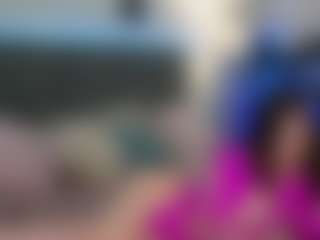 Live cam show with Kira-Moonnn - Vr on Camsoda