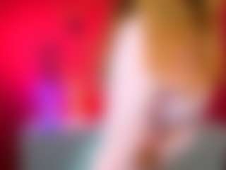 lina-moone's Live Sex Cam Show