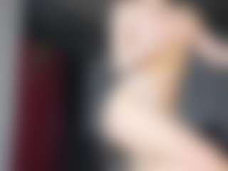 Live cam show with lovergirl4me - Camel Toe on TeamSkeetLive