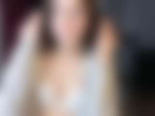 Live cam show with lovergirl4me - Skinny on fapnchat