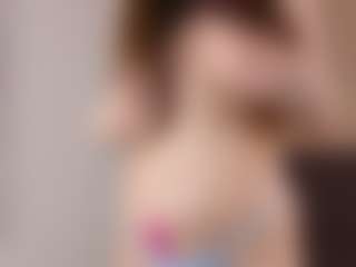 Live cam show with LyriaVespera - Green Eyes on hrnylive.com