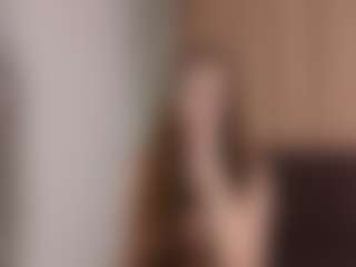 Live cam show with LyriaVespera - Camel Toe on Milf Play