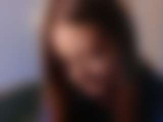Live cam show with LyriaVespera - Camel Toe on SmokeAndPoke