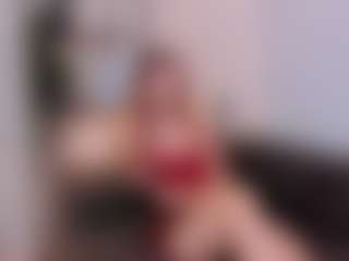 Live cam show with LyriaVespera - Upskirt on wildcum.com