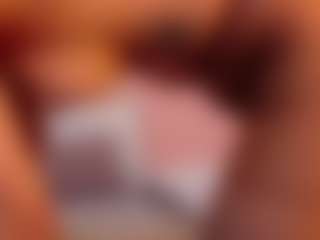 Live cam show with Mia Collins - Handjob on anonymated.com