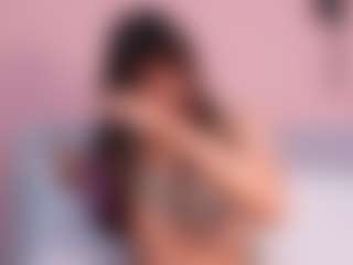 Live cam show with Mia Collins - Thin on Stripli.com