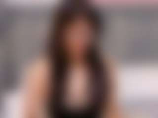 Live cam show with Mia Collins - Facial Piercings on Instabang