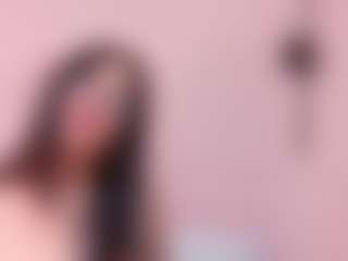 Mia Collins's Live Sex Cam Show