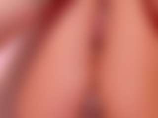 Live cam show with Mia Collins - Tittyfuck on galaxygirlnitro.com