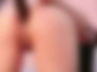 Mia Collins's Live Sex Cam Show