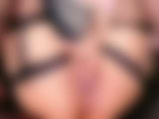 Mia Collins's Live Sex Cam Show