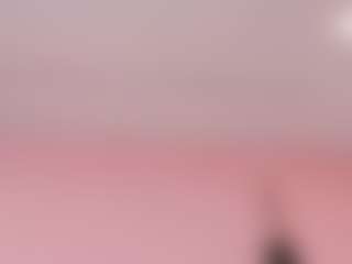 Mia Collins's Live Sex Cam Show